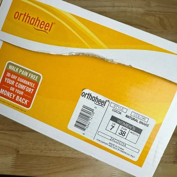 🔥CLEAR OUT🔥 Beautiful Vibrant Red Orthaheel Heels - Picture 7 of 9